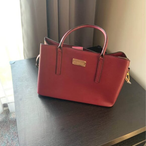 Red bag - Picture 1 of 1